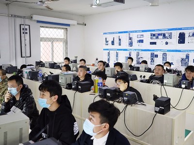 北京手機維修及計算機技術企業培訓 畢業即上崗的實踐教學